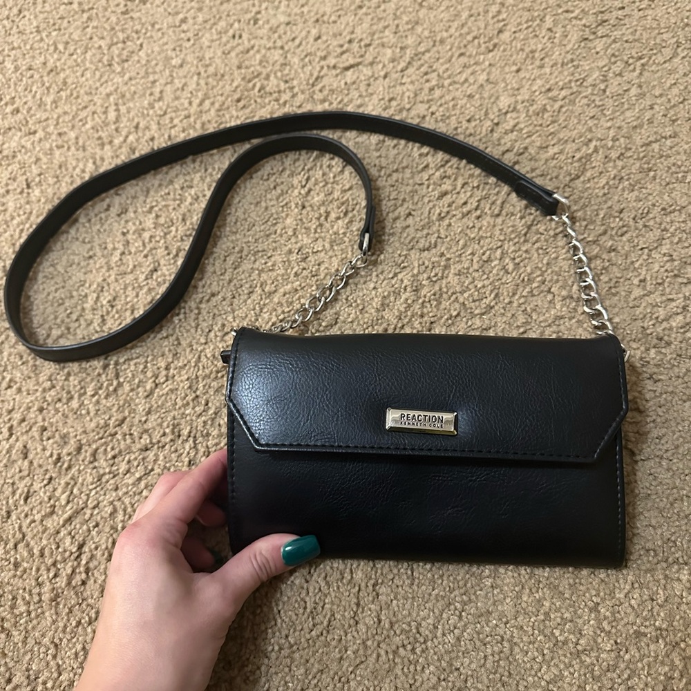 Kenneth Cole black crossbody clutch
